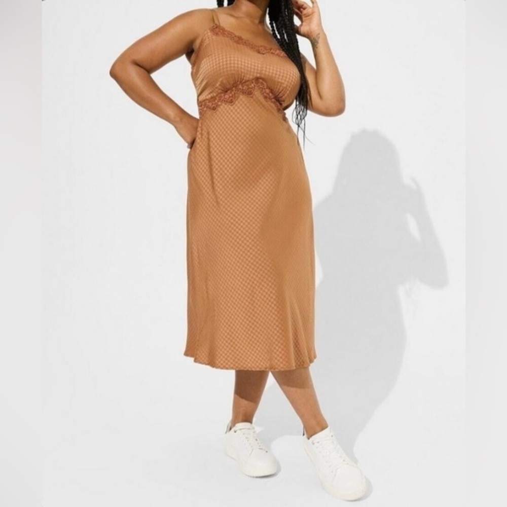 Torrid Midi Woven Jaquard Lace Trim Sleeveless Cami Dress Lion Tan Size 1X 14 16